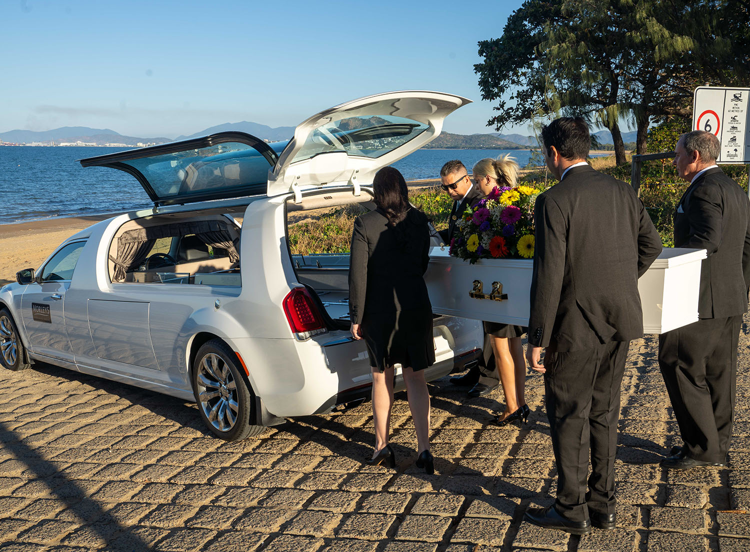 Why a Funeral Service is So Important in the Grieving Process